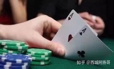 “中国风茶饮霸王茶姬疑似被日本抄袭”冲上热搜 “中国风茶饮霸王茶姬疑似被日本抄袭”冲上热搜